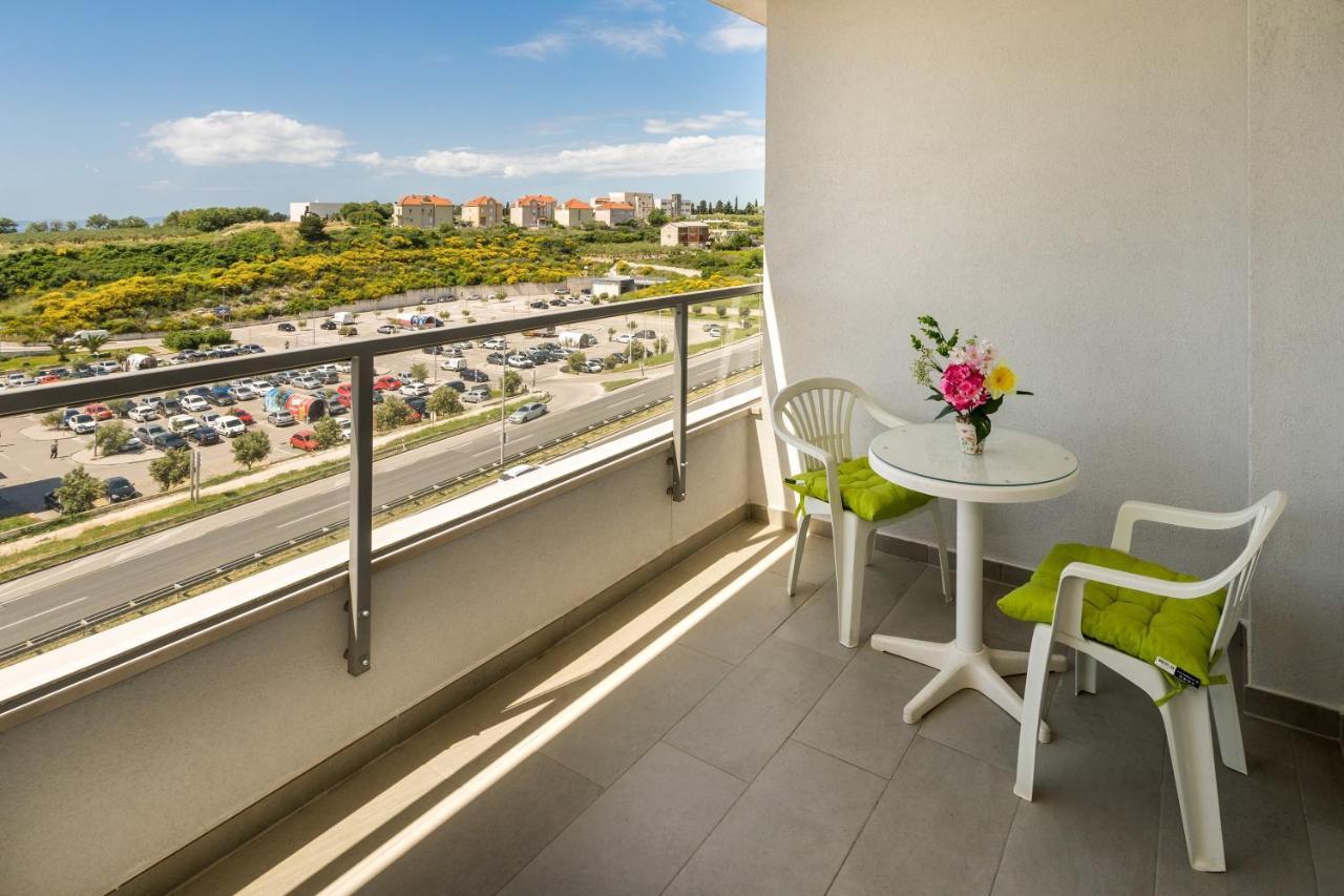 Modern Apartments Sirobuja Σπλιτ Εξωτερικό φωτογραφία