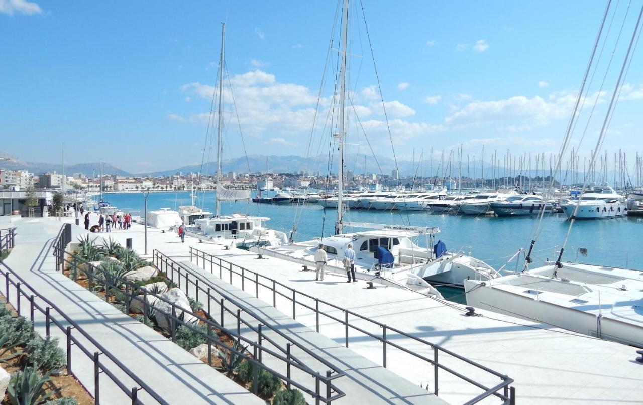 Modern Apartments Sirobuja Σπλιτ Εξωτερικό φωτογραφία