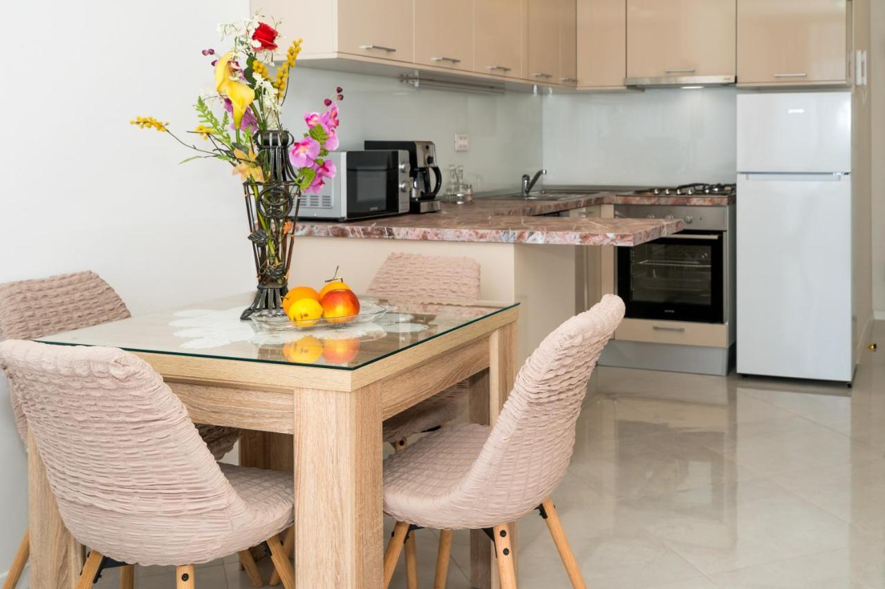 Modern Apartments Sirobuja Σπλιτ Εξωτερικό φωτογραφία