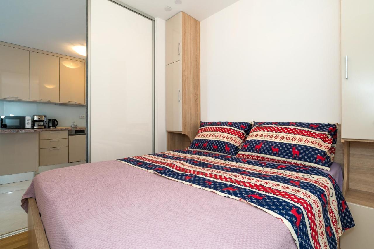 Modern Apartments Sirobuja Σπλιτ Εξωτερικό φωτογραφία